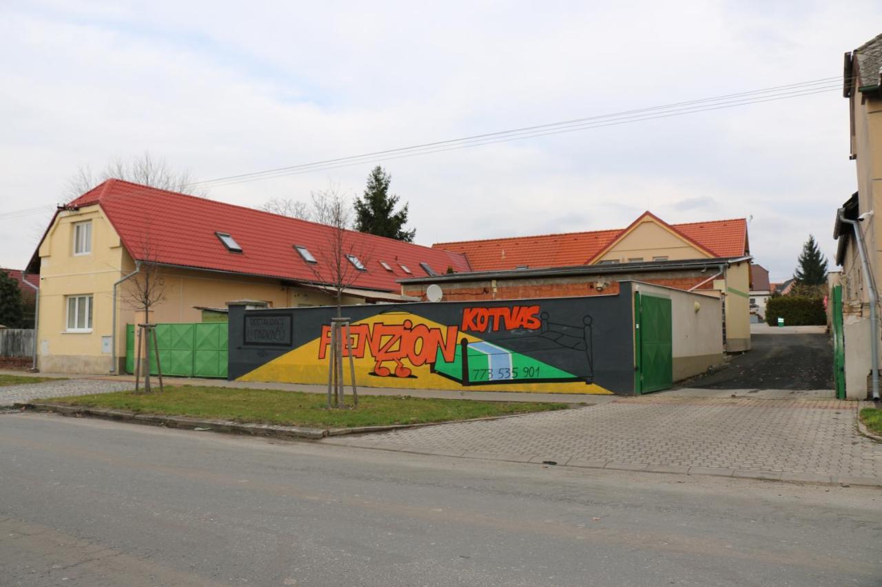 Penzion Kotvas Milovice  Exterior foto